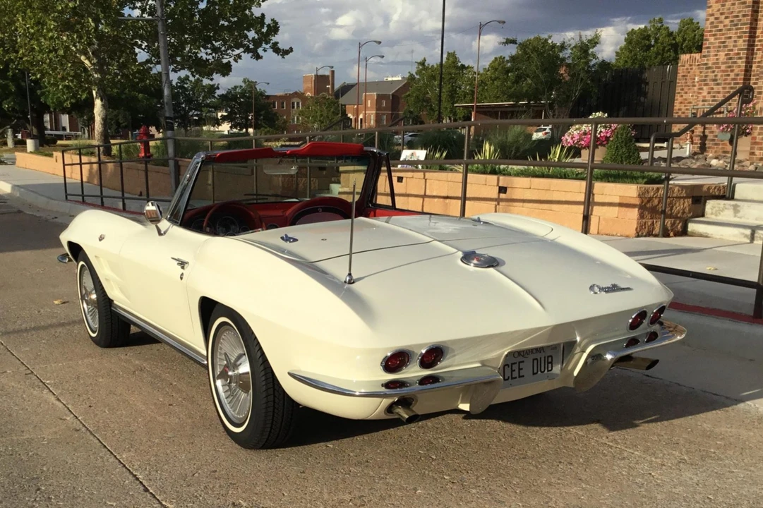 1964 Chevrolet Corvette C2 - Image 17 of 31