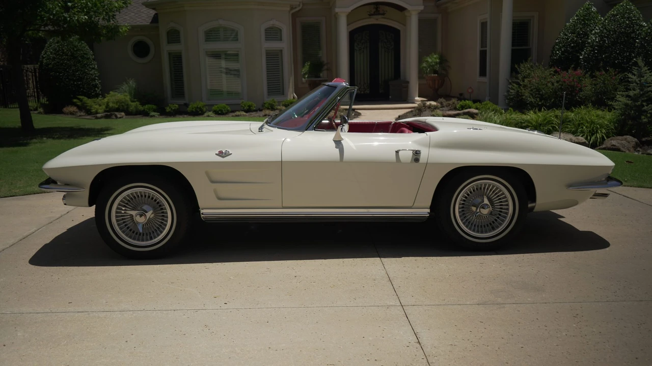1964 Chevrolet Corvette C2 - Image 28 of 31