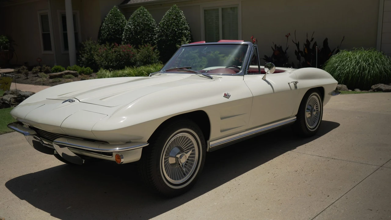 1964 Chevrolet Corvette C2 - Image 27 of 31