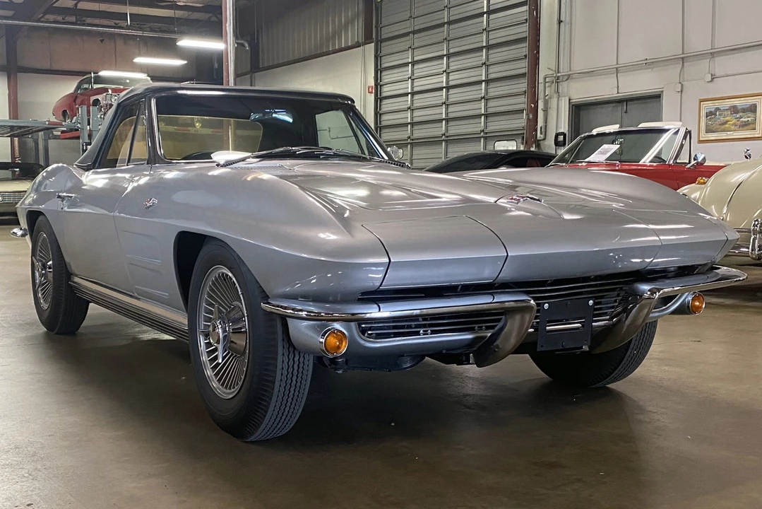 1964 Chevrolet Corvette C2 - Image 25 of 31