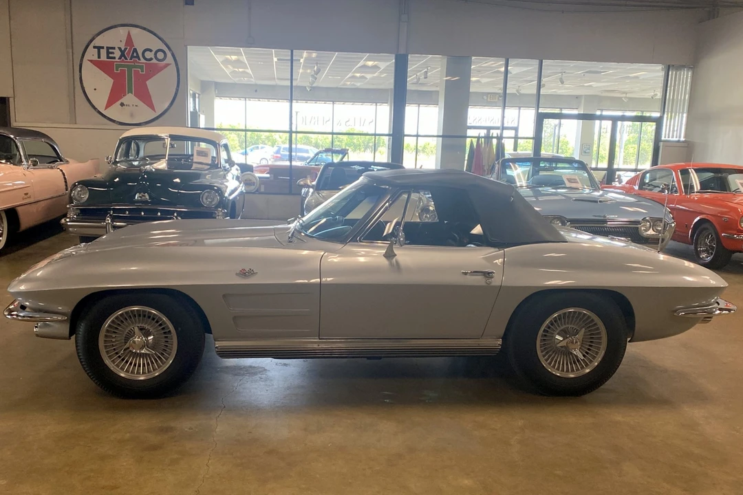 1964 Chevrolet Corvette C2 - Image 13 of 31
