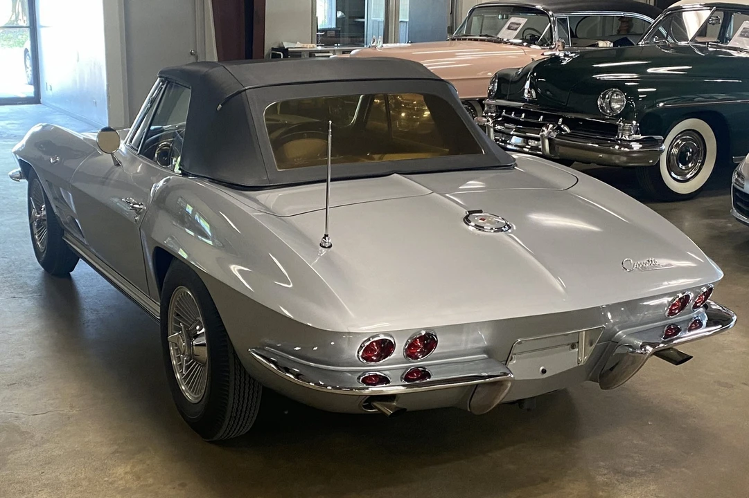 1964 Chevrolet Corvette C2 - Image 16 of 31