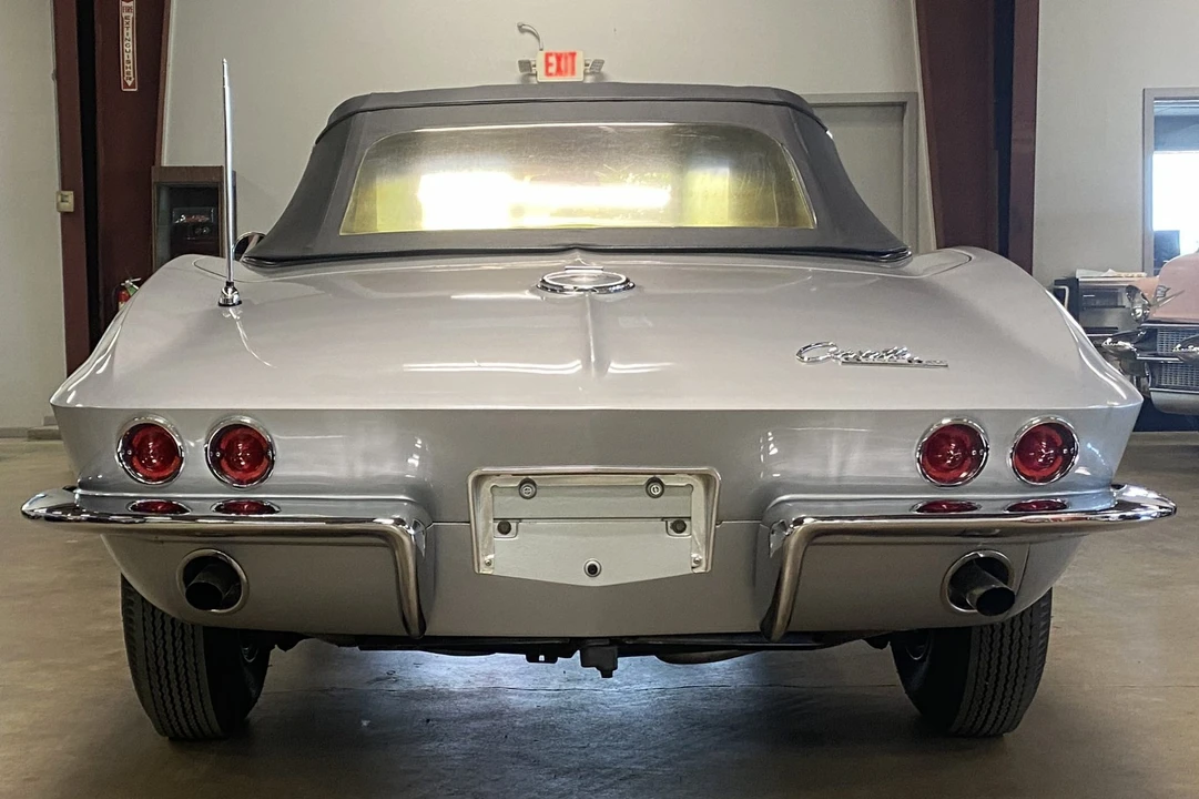 1964 Chevrolet Corvette C2 - Image 17 of 31