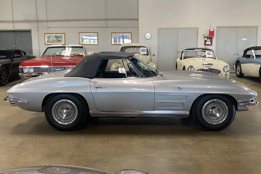 1964 Chevrolet Corvette C2 - Image 23 of 31