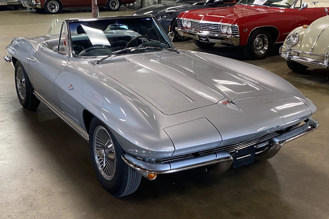 1964 Chevrolet Corvette C2 - Image 2 of 31