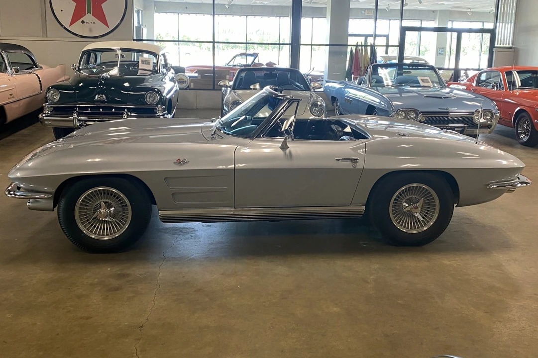 1964 Chevrolet Corvette C2 - Image 6 of 31