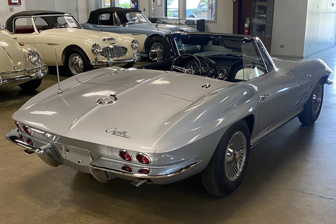 1964 Chevrolet Corvette C2 - Image 9 of 31