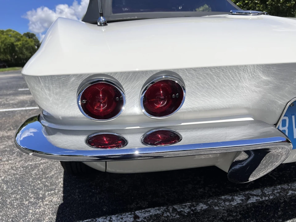 1964 Chevrolet Corvette C2 - Image 22 of 31