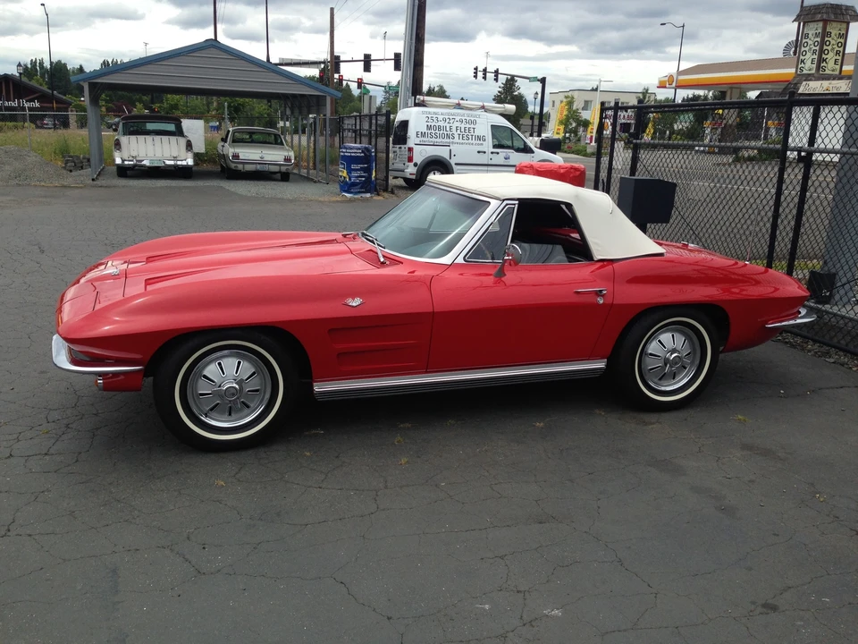 1964 Chevrolet Corvette C2 - Image 11 of 31