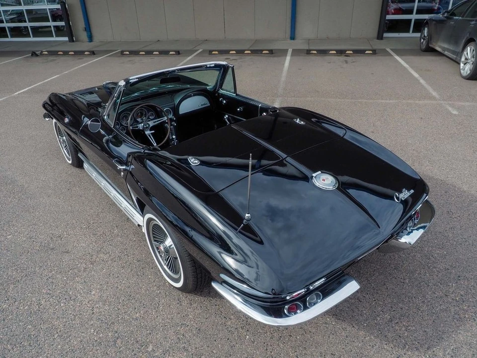 1964 Chevrolet Corvette C2 - Image 19 of 31