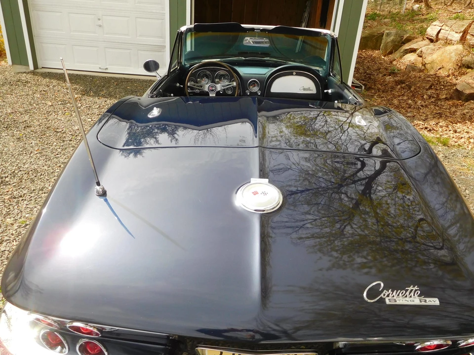 1964 Chevrolet Corvette C2 - Image 20 of 31