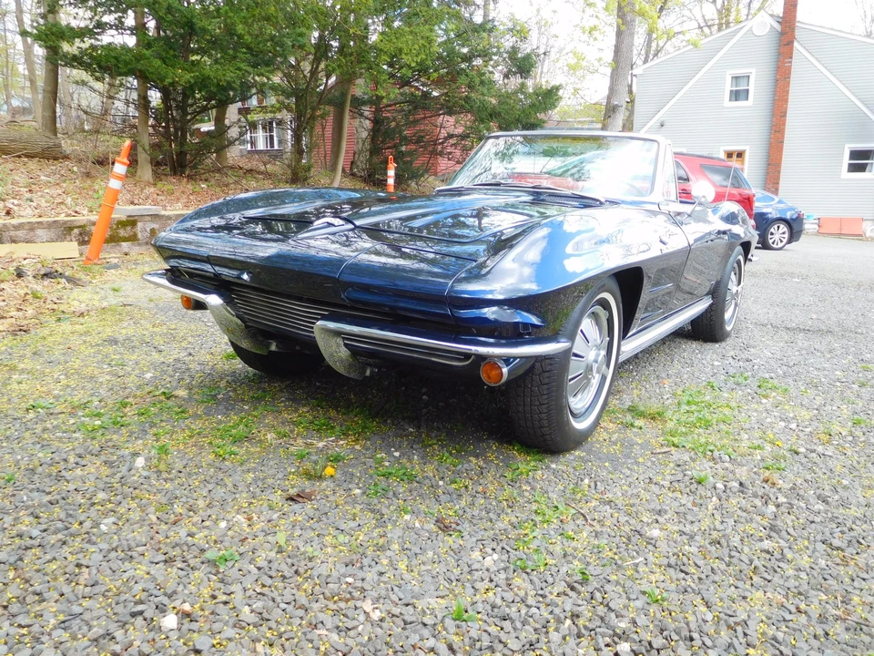 1964 Chevrolet Corvette C2 - Image 2 of 31