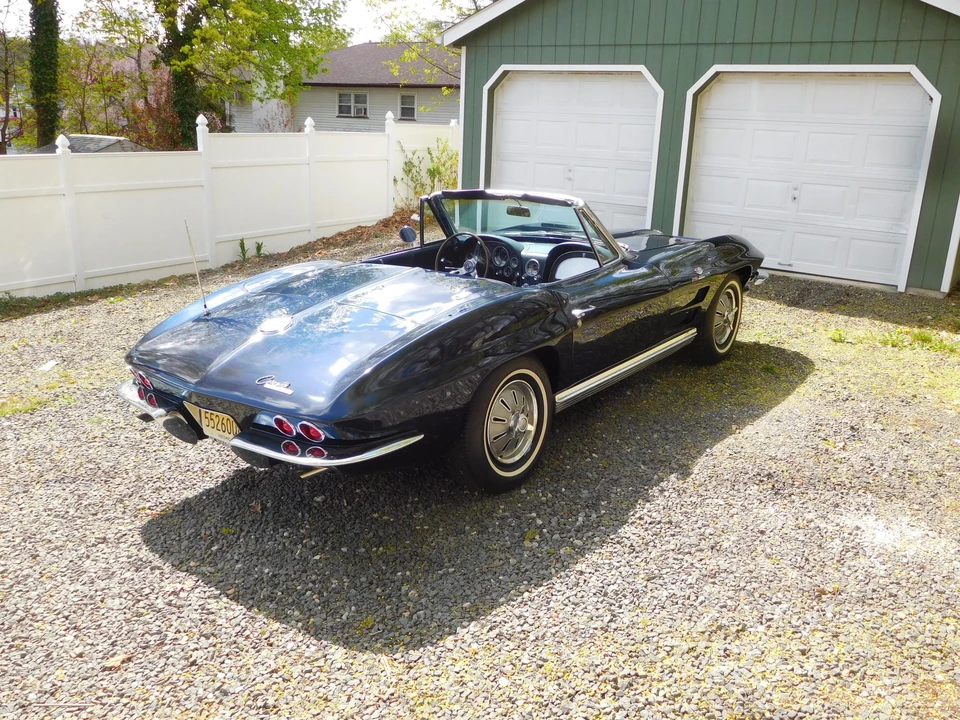 1964 Chevrolet Corvette C2 - Image 11 of 31