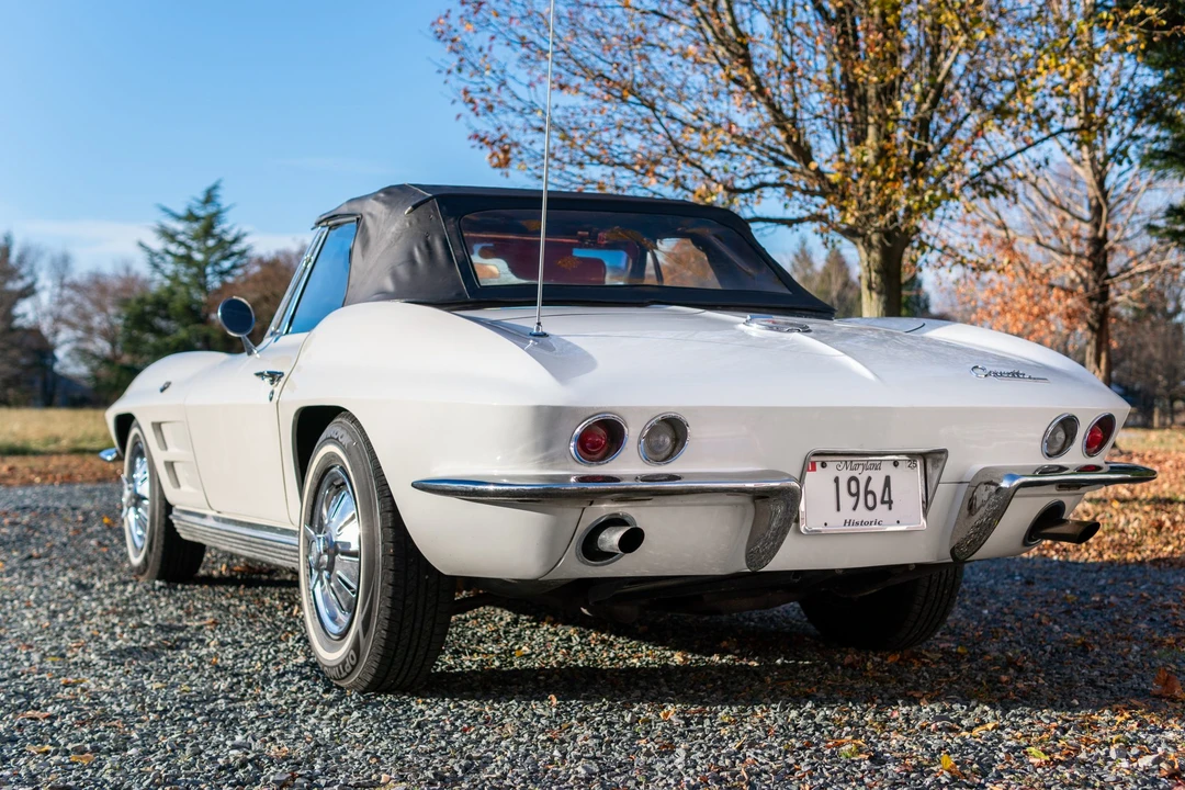 1964 Chevrolet Corvette C2 - Image 15 of 31