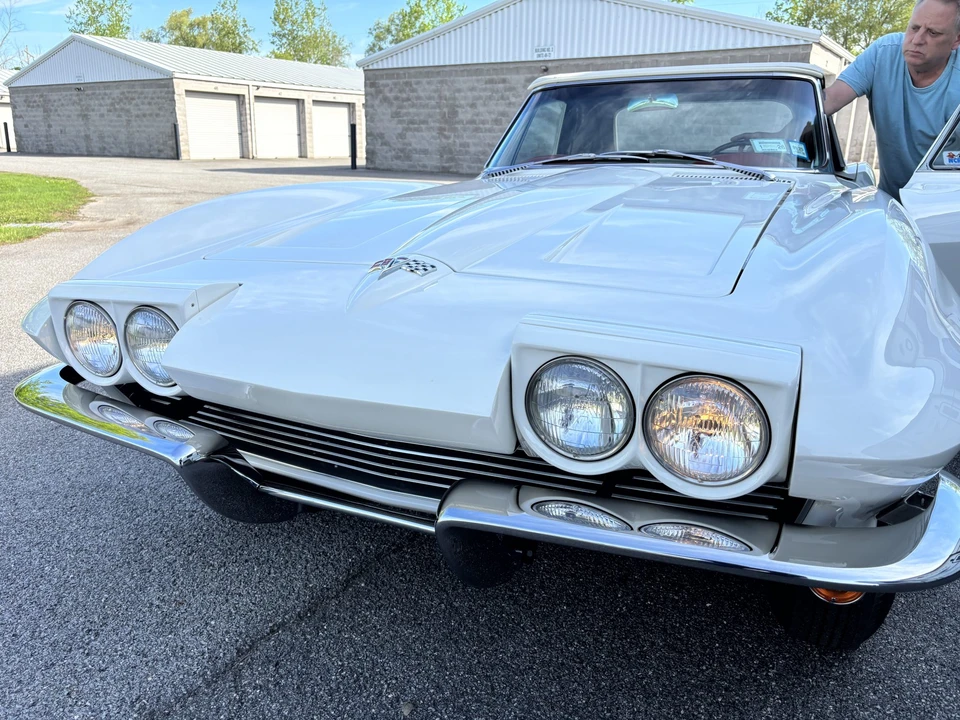1964 Chevrolet Corvette C2 - Image 14 of 31