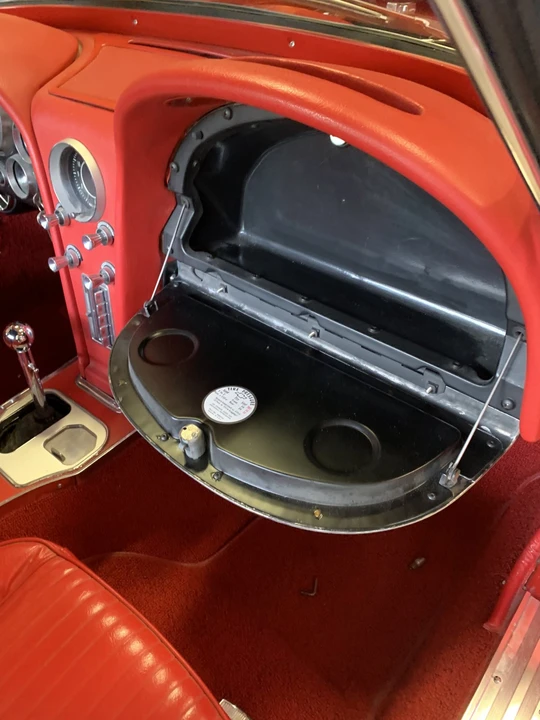 1964 Chevrolet Corvette C2 - Image 23 of 31
