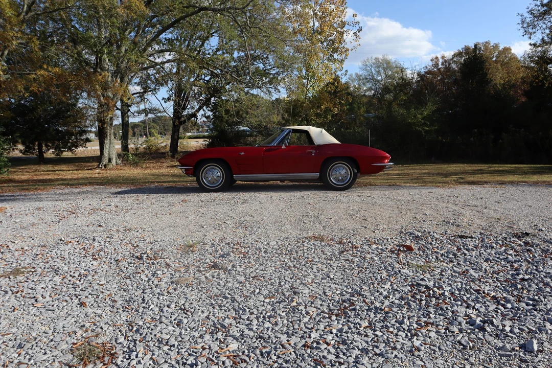 1964 Chevrolet Corvette C2 - Image 19 of 31