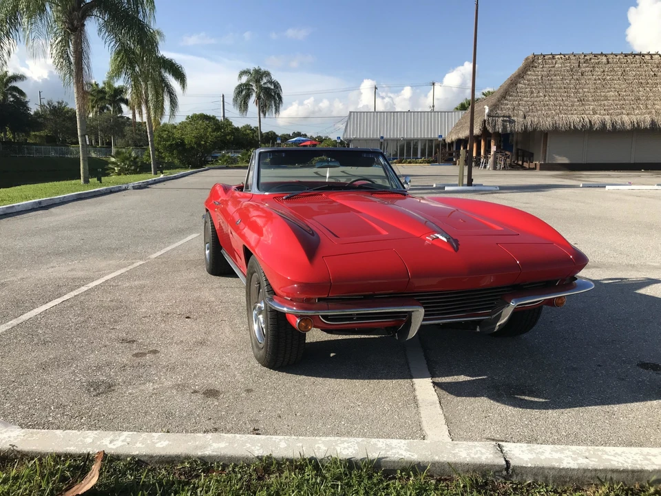 1964 Chevrolet Corvette C2 - Image 10 of 31