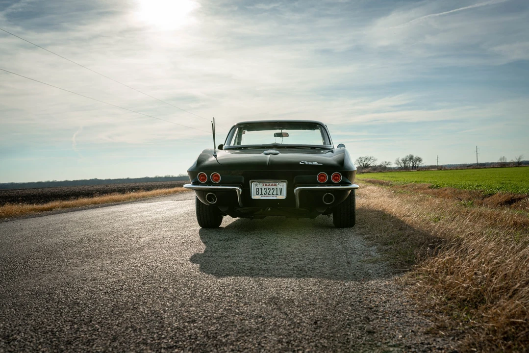 1964 Chevrolet Corvette C2 - Image 17 of 31