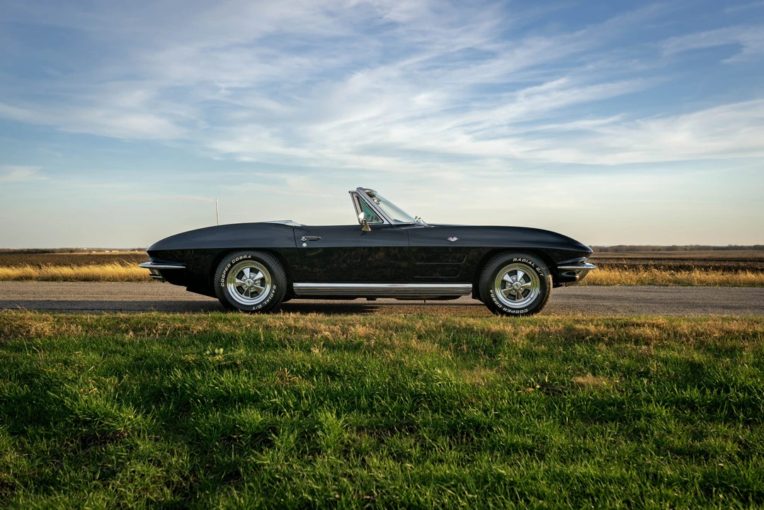 1964 Chevrolet Corvette C2 - Image 25 of 31