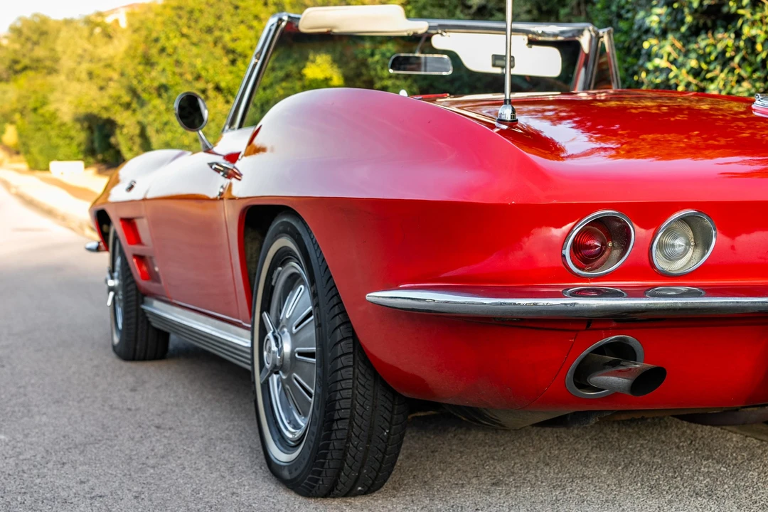 1964 Chevrolet Corvette C2 - Image 23 of 31