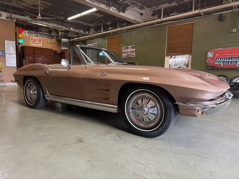 1964 Chevrolet Corvette C2 - Image 4 of 31