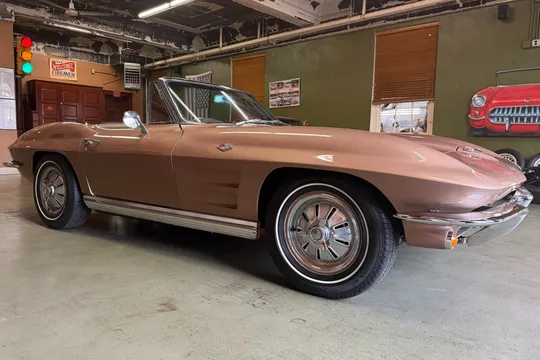 1964 Chevrolet Corvette C2 Convertible 4-Speed