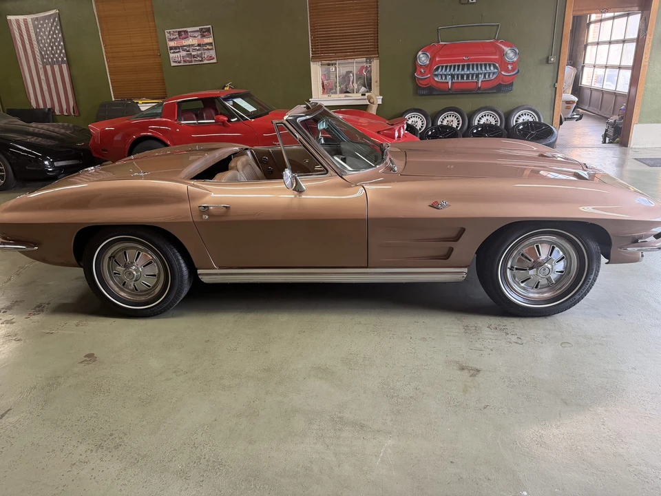 1964 Chevrolet Corvette C2 - Image 6 of 31