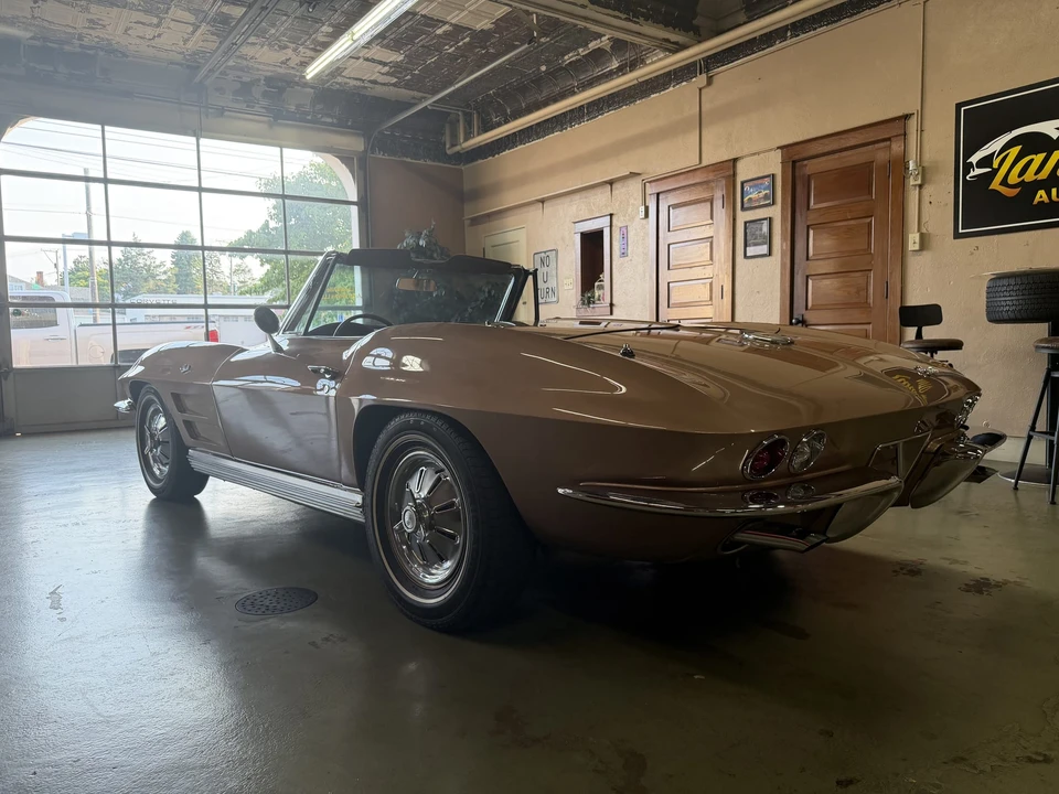 1964 Chevrolet Corvette C2 - Image 10 of 31