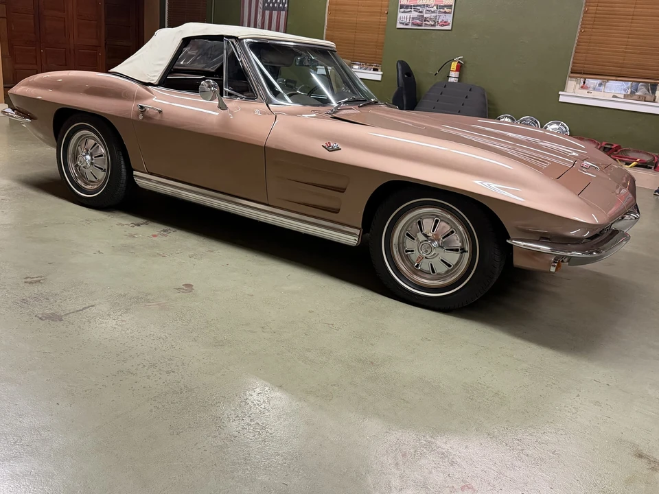 1964 Chevrolet Corvette C2 - Image 18 of 31