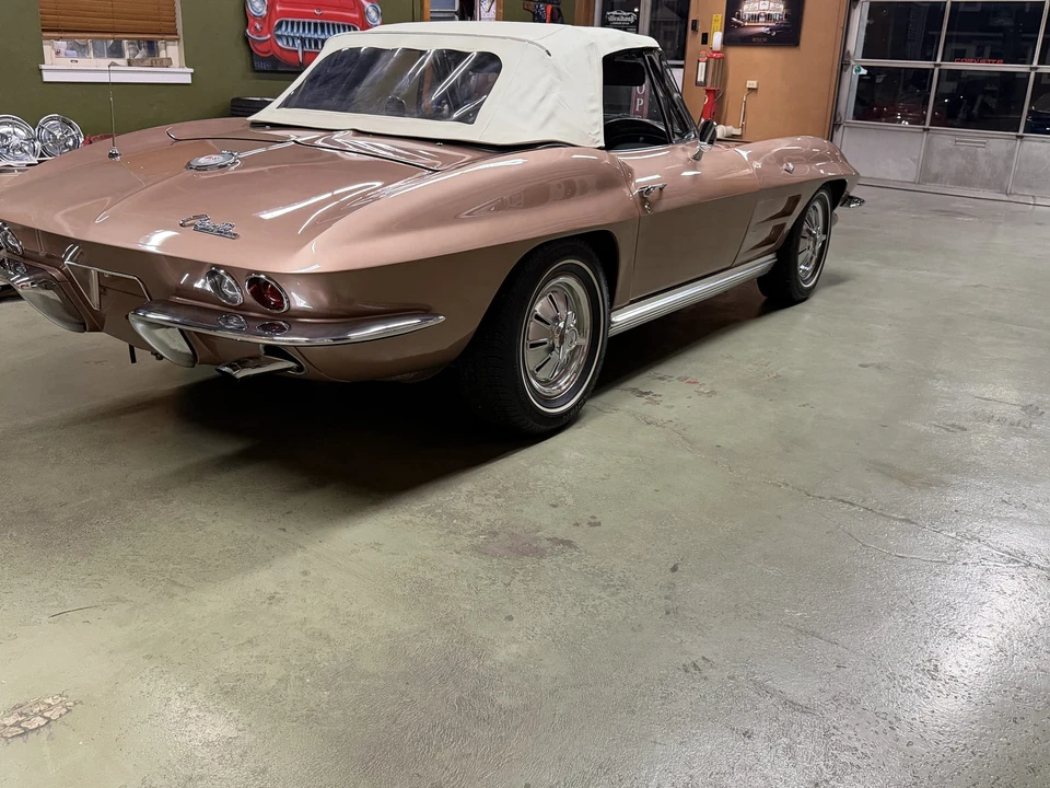 1964 Chevrolet Corvette C2 - Image 19 of 31