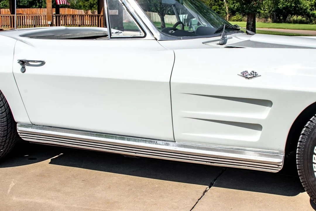 1964 Chevrolet Corvette C2 - Image 9 of 21