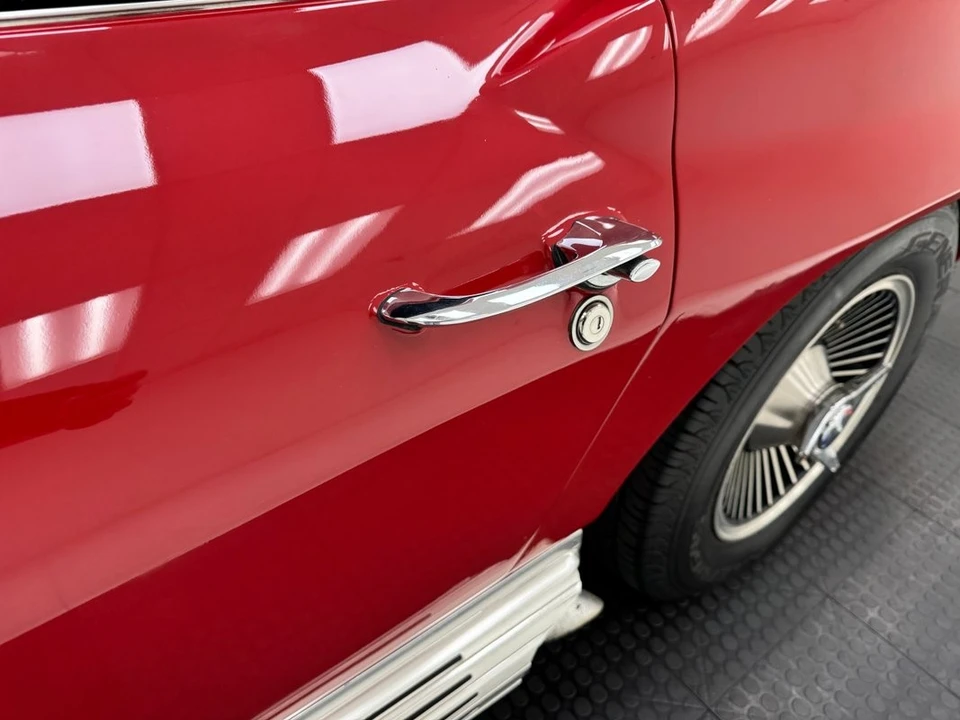 1964 Chevrolet Corvette C2 - Image 25 of 31