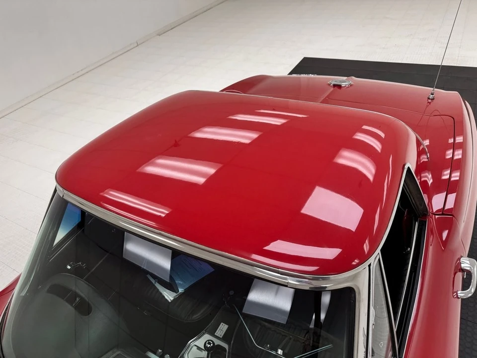 1964 Chevrolet Corvette C2 - Image 22 of 31