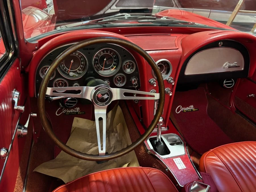 1964 Chevrolet Corvette C2 - Image 26 of 31