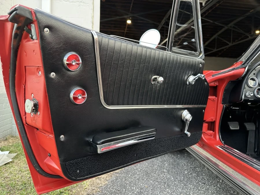 1964 Chevrolet Corvette C2 - Image 25 of 29