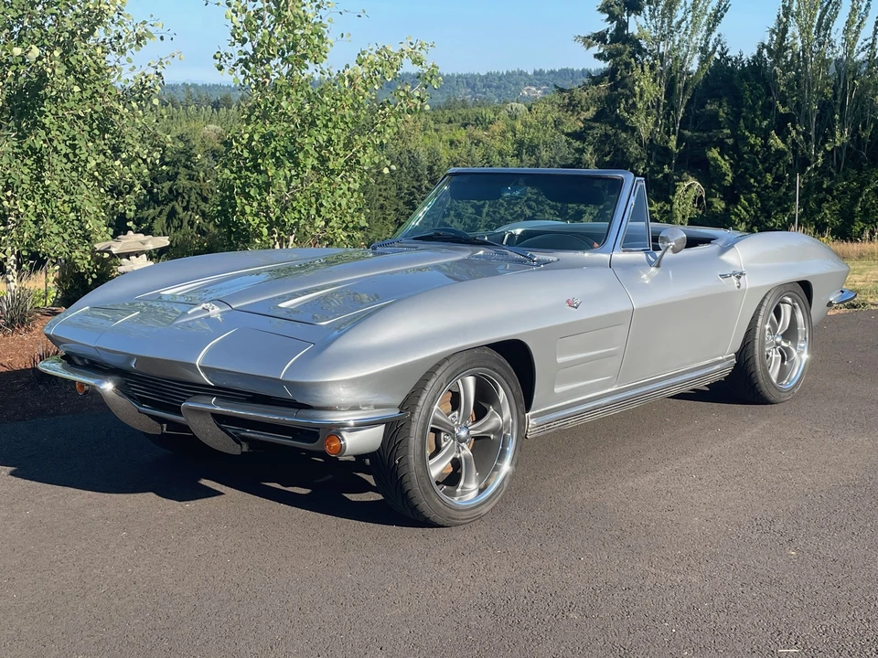 1964 Chevrolet Corvette C2 - Image 2 of 31