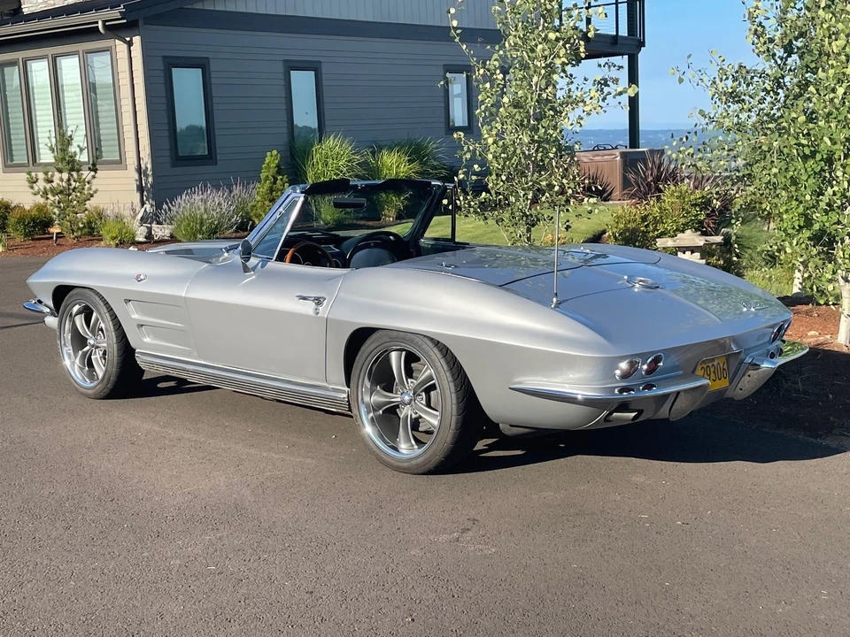 1964 Chevrolet Corvette C2 - Image 11 of 31