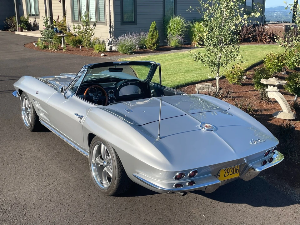 1964 Chevrolet Corvette C2 - Image 9 of 31