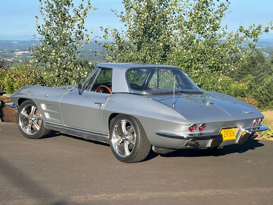 1964 Chevrolet Corvette C2 - Image 25 of 31