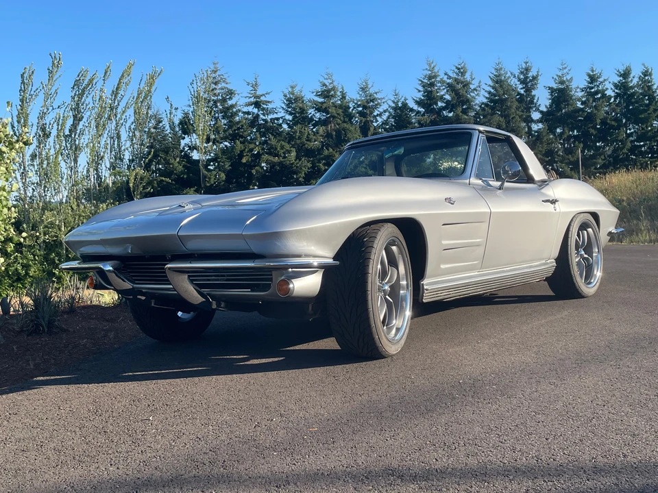 1964 Chevrolet Corvette C2 - Image 16 of 31