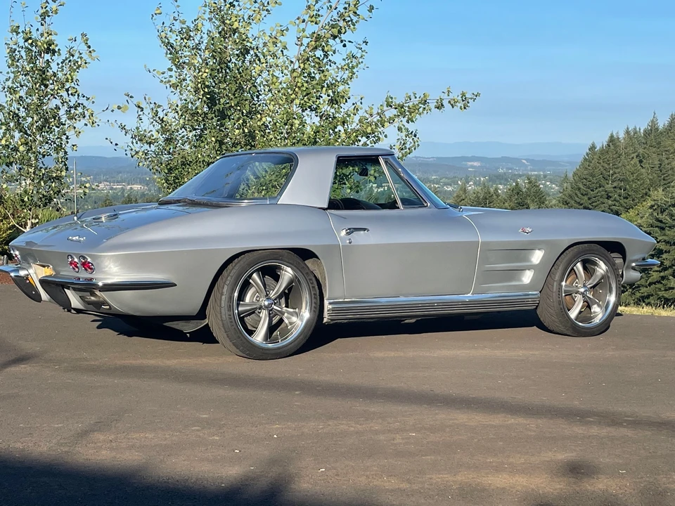 1964 Chevrolet Corvette C2 - Image 17 of 31