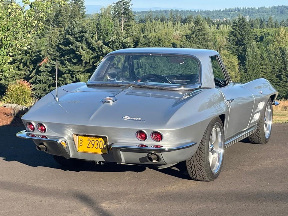 1964 Chevrolet Corvette C2 - Image 19 of 31