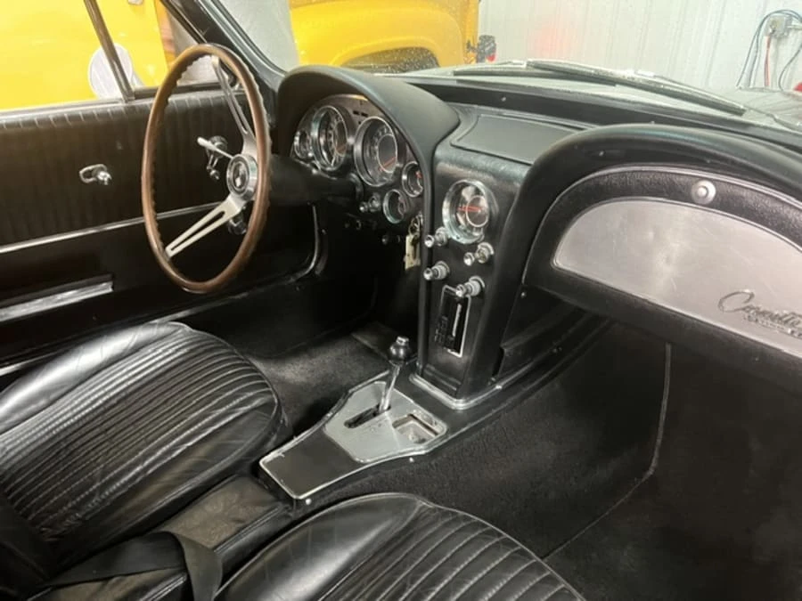 1964 Chevrolet Corvette C2 - Image 24 of 29