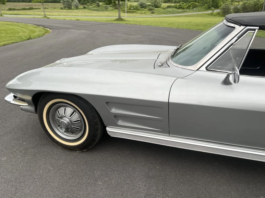 1964 Chevrolet Corvette C2 - Image 12 of 29