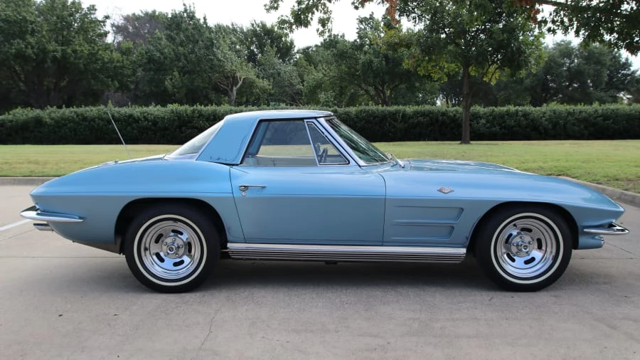 1964 Chevrolet Corvette C2 - Image 2 of 31