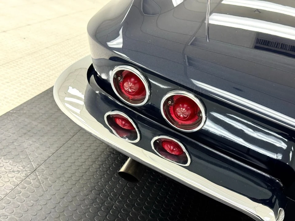 1964 Chevrolet Corvette C2 - Image 20 of 21