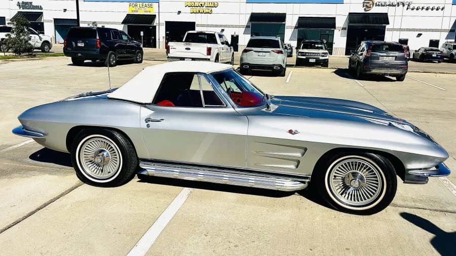 1964 Chevrolet Corvette C2 - Image 2 of 20