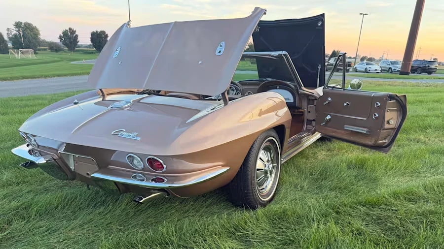 1964 Chevrolet Corvette C2 - Image 18 of 31