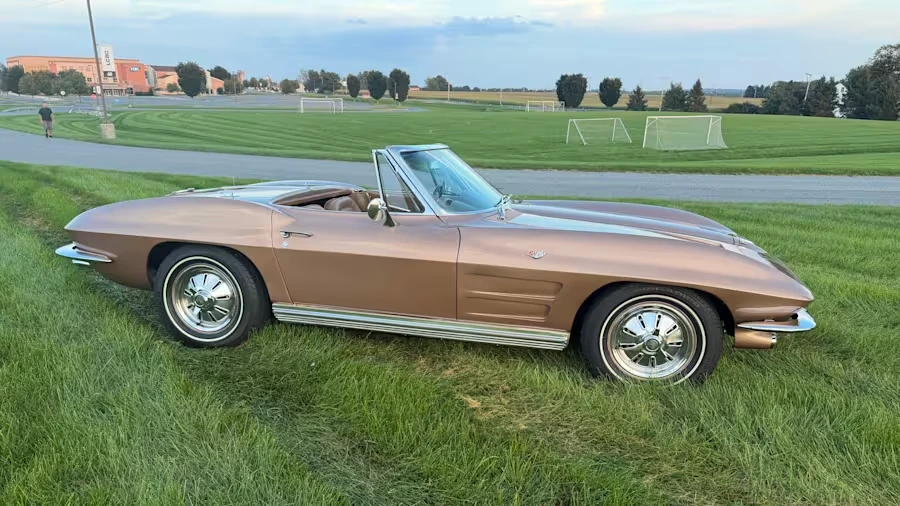 1964 Chevrolet Corvette C2 - Image 19 of 31